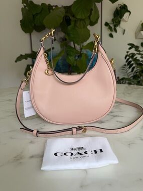 NWT COACH Jonie Bag 22 Glovetanned Leather Cream Pink Crossbody Shoulder CBG16
